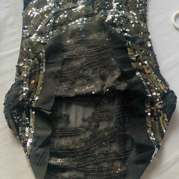 Top - Picture 3 of 7